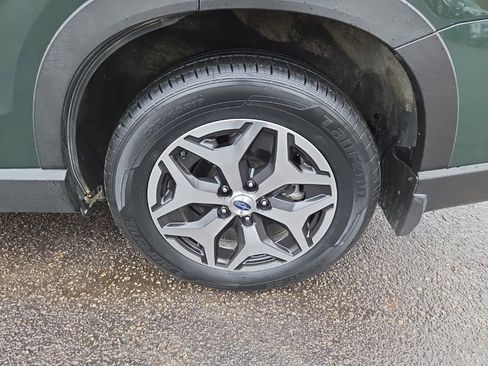 Certified 2023 Subaru Forester Premium image 24