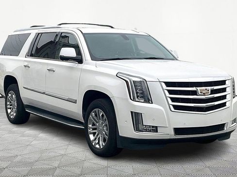 Used 2020 Cadillac Escalade ESV 2WD image 1