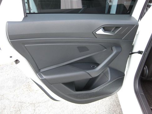 Used 2021 Volkswagen Jetta R-Line w/ R-Line Cold Weather Package image 24