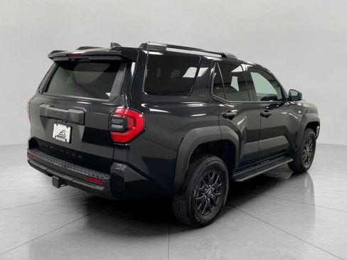Used 2025 Toyota 4Runner SR5 AWD/4WD image 4