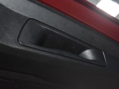 Used 2023 Jeep Grand Cherokee L Laredo image 32