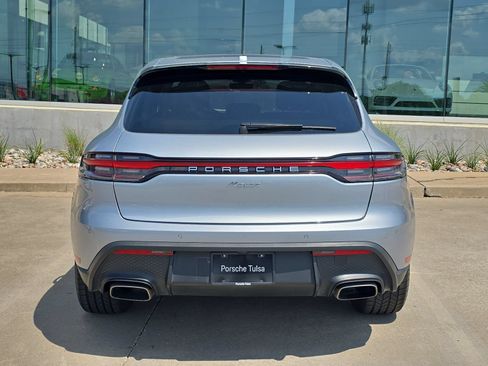 Used 2024 Porsche Macan AWD/4WD image 6