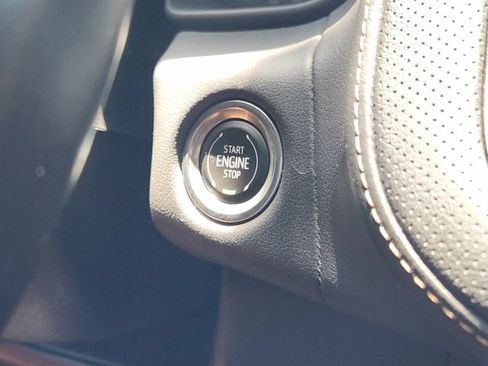Used 2022 GMC Yukon AT4 AWD/4WD image 21