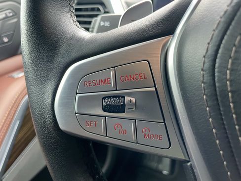 Used 2024 BMW X7 xDrive40i AWD/4WD image 23