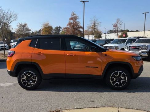 New 2026 Jeep Compass Trailhawk image 3