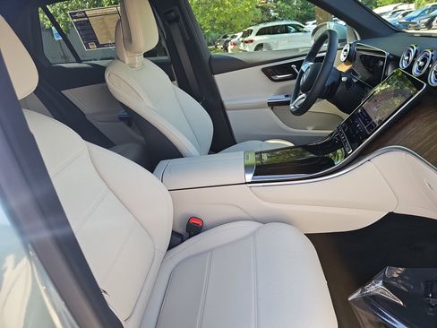 Certified 2026 Mercedes-Benz GLC 300 4MATIC image 11