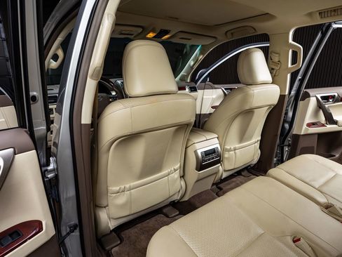 Used 2013 Lexus GX 460 image 34
