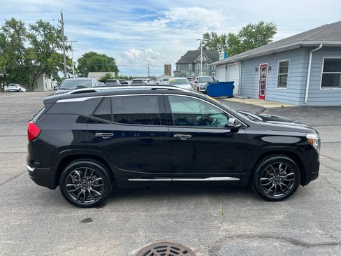 Used 2022 GMC Terrain Denali w/ Black Diamond Edition AWD/4WD image 8