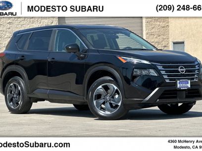 Used 2025 Nissan Rogue SV