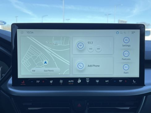 Used 2024 Ford Escape SE image 27