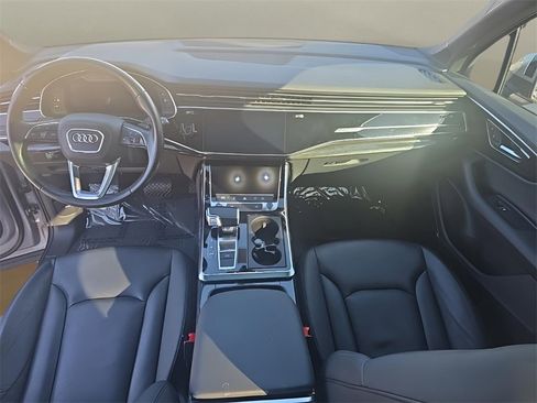 Used 2021 Audi Q7 3.0T Premium Plus w/ Premium Plus Package image 19
