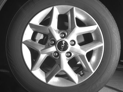 Used 2025 Kia Soul LX w/ LX Technology Package image 12