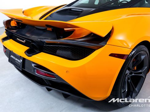 Used 2019 McLaren 720S image 29