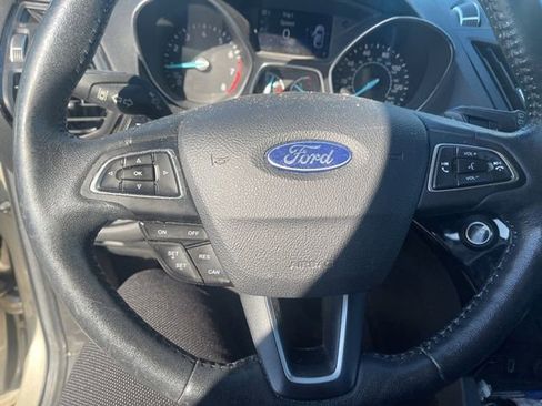 Used 2017 Ford Escape Titanium w/ Equipment Group 301A image 10