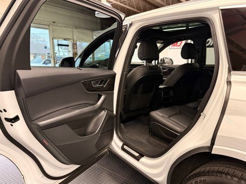 Used 2021 Audi Q7 3.0T Premium Plus w/ Executive Package image 48