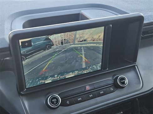 Used 2022 Ford Maverick XL image 18