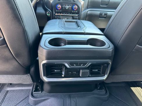 Used 2019 Chevrolet Silverado 1500 High Country w/ Technology Package AWD/4WD image 28