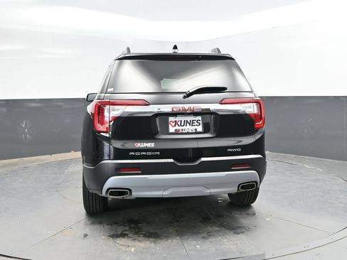 Used 2023 GMC Acadia SLT AWD/4WD image 8