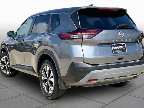 Used 2022 Nissan Rogue SV FWD image 11