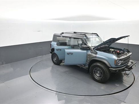 Certified 2022 Ford Bronco Everglades image 28