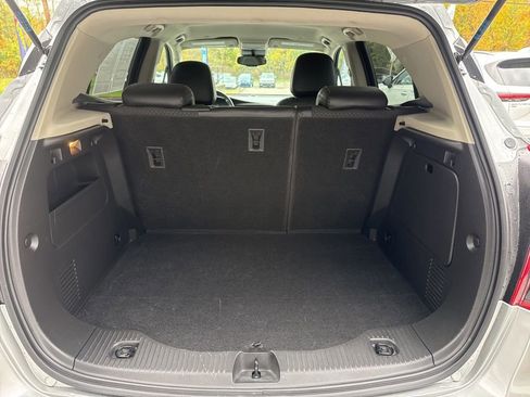 Used 2022 Buick Encore Preferred w/ Safety Package image 19