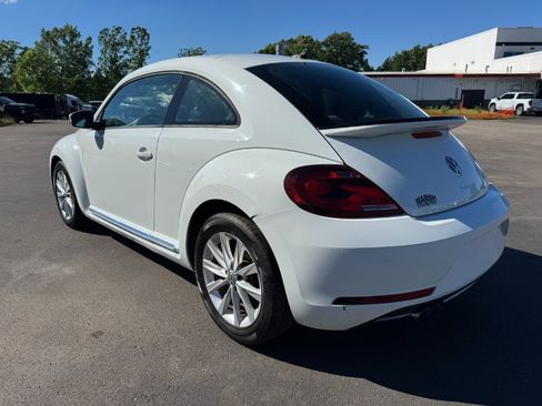 Used 2017 Volkswagen Beetle 1.8T SE FWD image 3