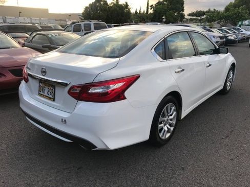 Used 2016 Nissan Altima 2.5 S w/ Power Driver Seat Package image 3
