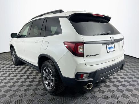 Used 2022 Honda Passport TrailSport image 4