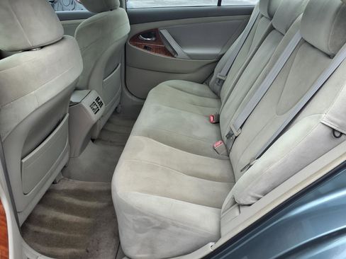 Used 2009 Toyota Camry XLE FWD image 10