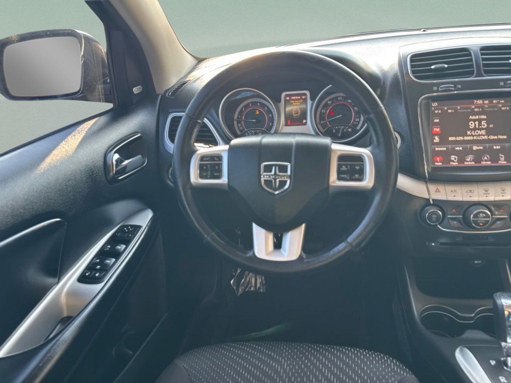 Used 2015 Dodge Journey SXT w/ Flexible Seating Group FWD image 23