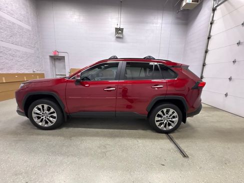 Used 2025 Toyota RAV4 Limited w/ Advanced Technology Package AWD/4WD image 7