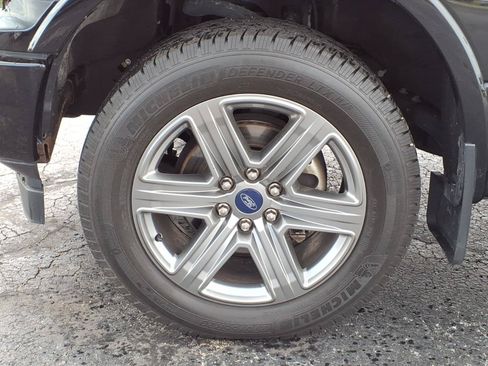 Used 2019 Ford F150 XLT w/ Equipment Group 302A Luxury AWD/4WD image 11
