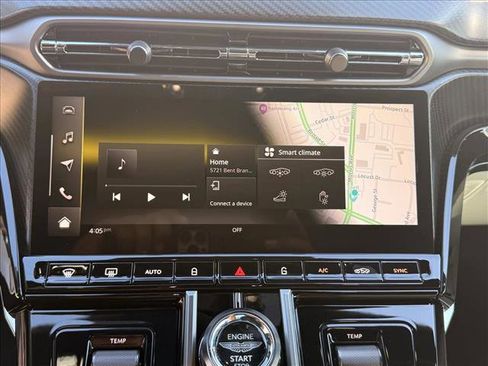 Used 2025 Aston Martin V8 Vantage image 20