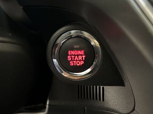 Used 2024 Subaru Crosstrek 2.0i Premium image 15