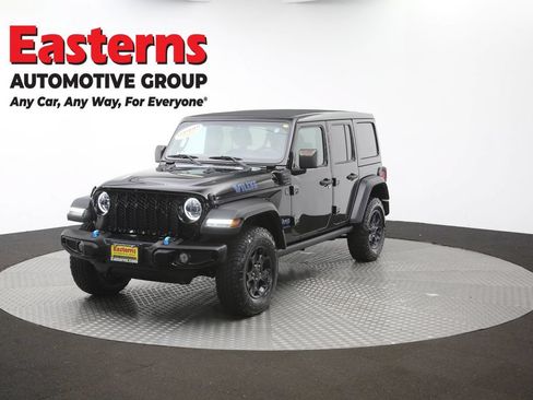 Used 2023 Jeep Wrangler Unlimited w/ Sun & Screen Package AWD/4WD image 55