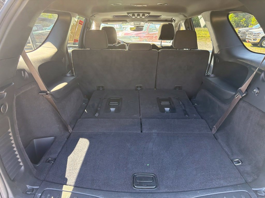 Used 2024 Dodge Durango SXT w/ SXT Blacktop Group RWD image 36
