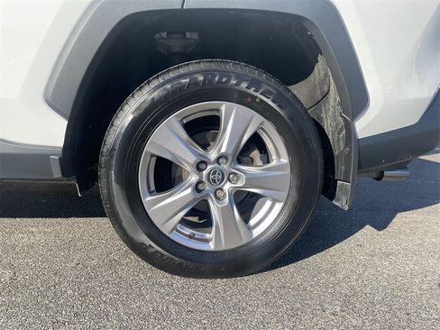 Used 2023 Toyota RAV4 XLE image 10