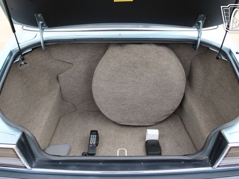 Used 1990 Jaguar XJ Vanden Plas RWD image 15