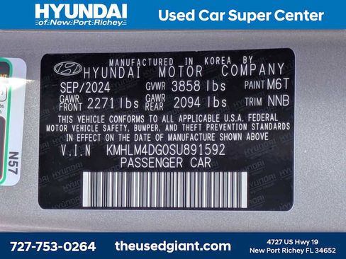 Used 2025 Hyundai Elantra Sport image 12