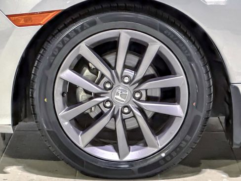 Used 2020 Honda Civic EX image 11