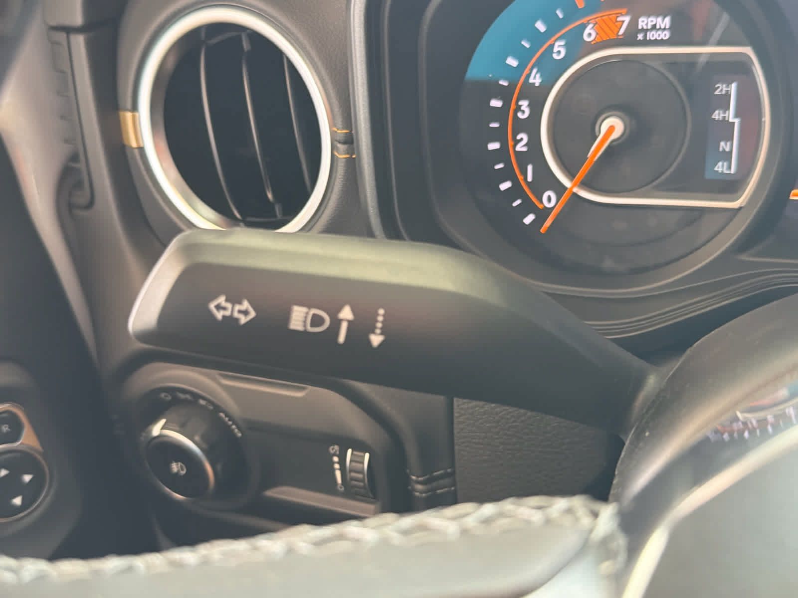 New 2026 Jeep Wrangler Unlimited Sahara AWD/4WD image 26