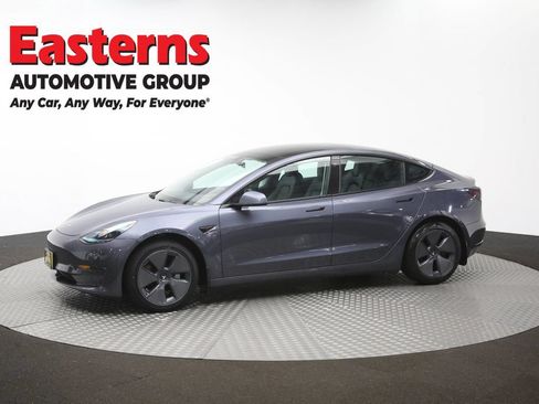 Used 2022 Tesla Model 3 Long Range AWD/4WD image 54