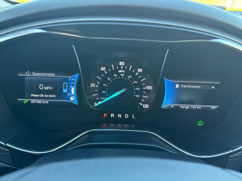 Used 2018 Ford Fusion S image 11