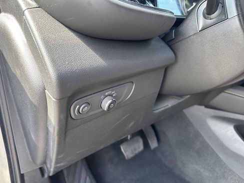 Used 2023 Buick Envision Preferred AWD/4WD image 18