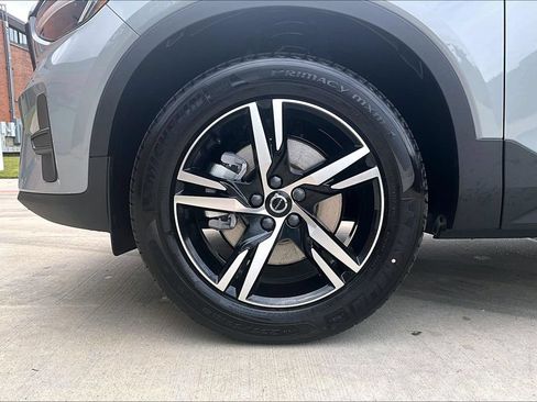 New 2026 Volvo XC40 B5 Core AWD/4WD image 41