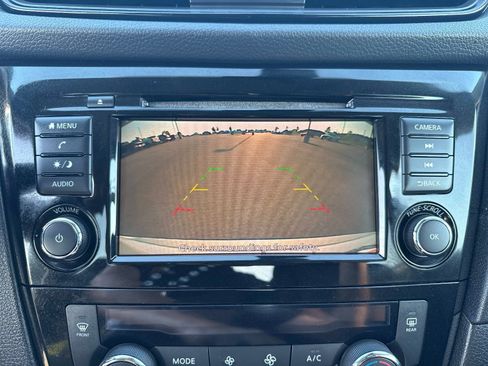 Used 2020 Nissan Rogue SV AWD/4WD image 26