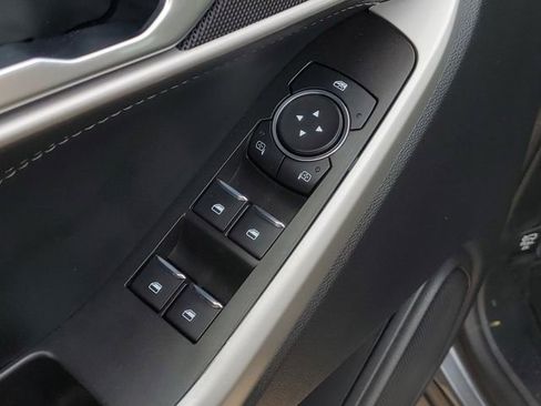 Certified 2023 Ford Explorer XLT w/ Equipment Group 202A image 7