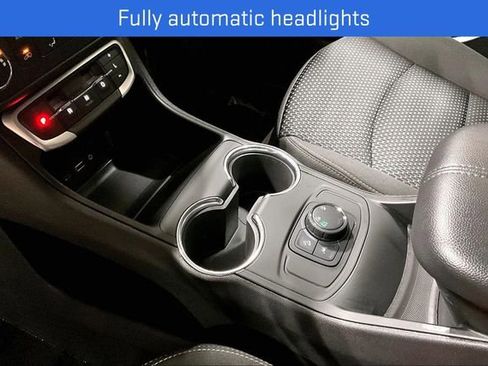 Certified 2024 GMC Terrain SLE image 19