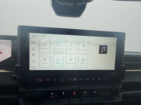 Used 2024 GMC Hummer EV 3X w/ LPO, Cargo Utility Package image 21