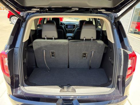 Used 2022 GMC Acadia Denali w/ Denali Ultimate Package AWD/4WD image 26